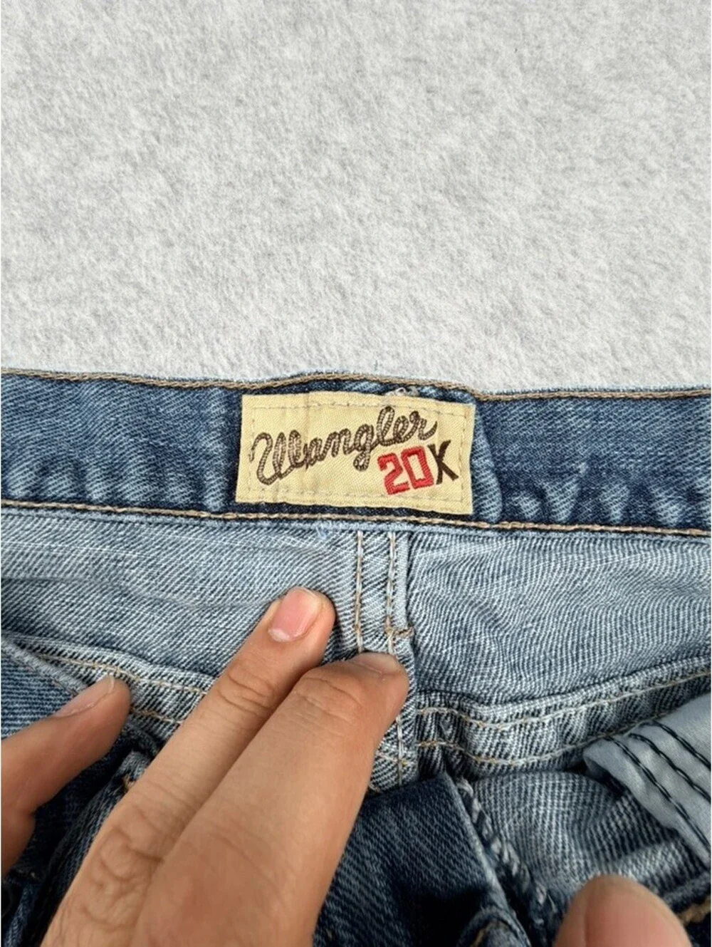 Wrangler 20X Mens Jeans 32x38 Straight Leg Blue Wash Denim 100 Cotton
